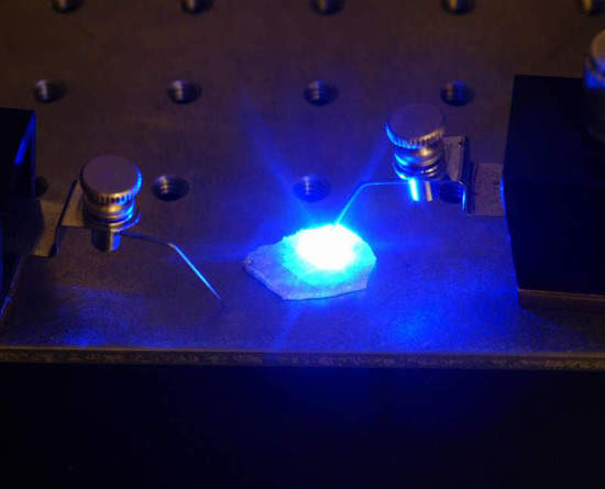 Making GaN bulk crystals, step 4: LEDs are fabricated on bulk GaN substrate. One electrode goes on top of the LED and the other on the conducting GaN substrate.